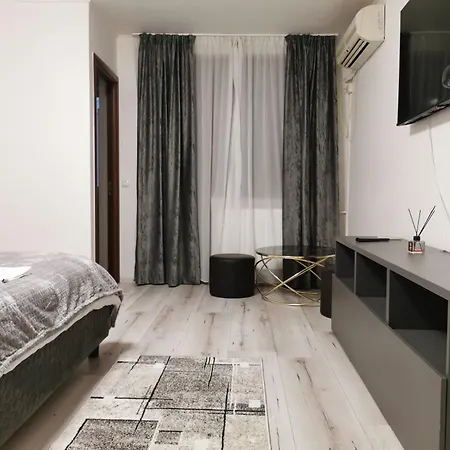 Garsoniera Premier Apartmán *
